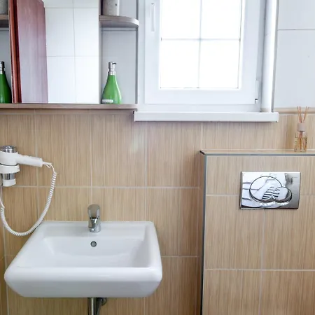 Oda ve Kahvaltı Bastion 3*